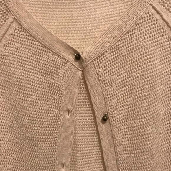 AMERICAN EAGLE TOP - Picture 2 of 2